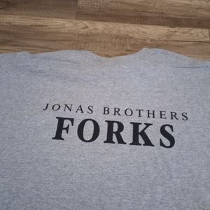 Backstage Jonas Brothers tour t-shirt